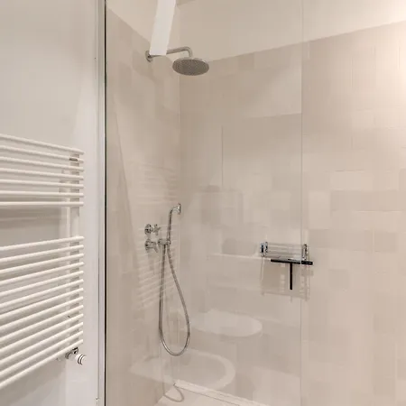 Trastevere Outstanding 4 Bedroom Terraced Rom