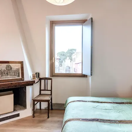 Trastevere Outstanding 4 Bedroom Terraced Apartment