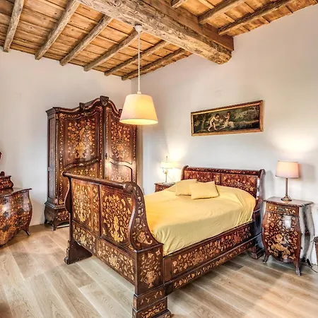 Trastevere Outstanding 4 Bedroom Terraced Apartment *