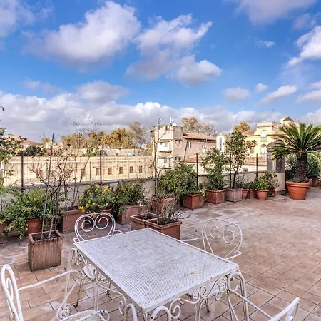 Trastevere Outstanding 4 Bedroom Terraced Apartment Rom