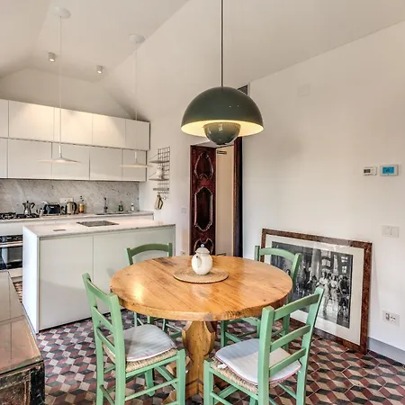 Trastevere Outstanding 4 Bedroom Terraced