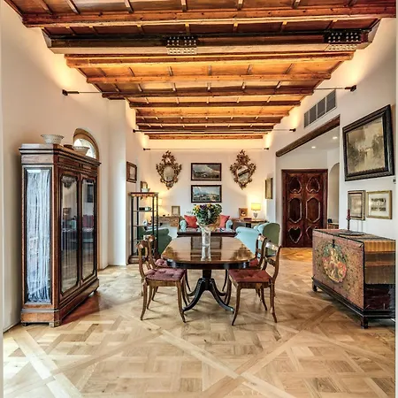 Trastevere Outstanding 4 Bedroom Terraced Rom