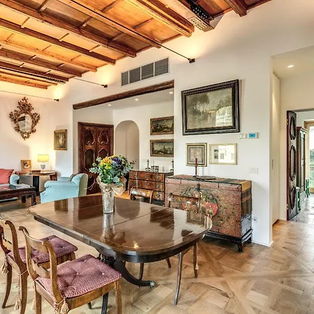 Trastevere Outstanding 4 Bedroom Terraced * Rom