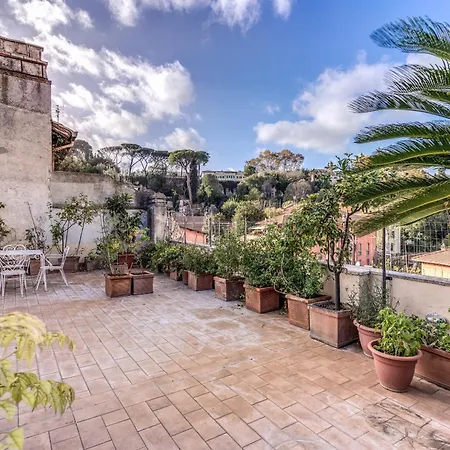 Apartment Trastevere Outstanding 4 Bedroom Terraced *